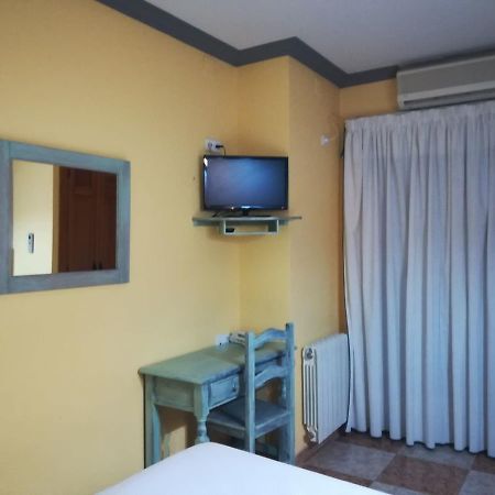 Hostal Venta Del Peral Cullar de Baza Exterior photo